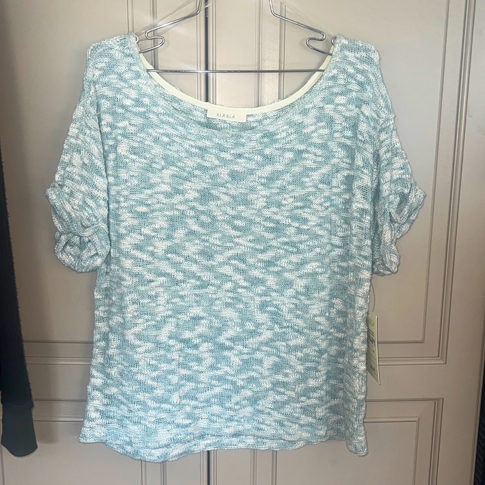 Illa illa medium mint knit shirt